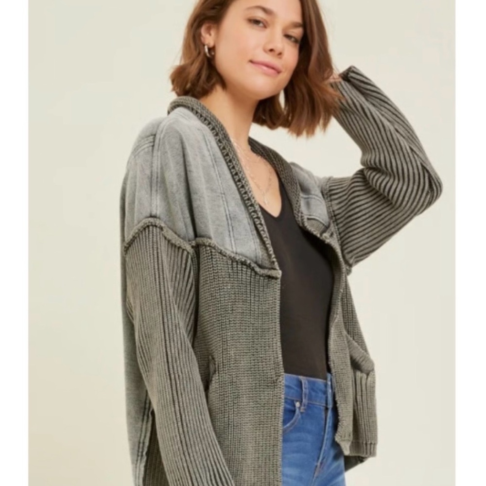 Women's Green Knit cardigan